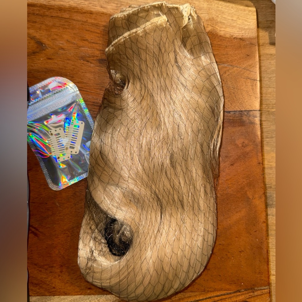 Dark blonde. 22” multiple sections